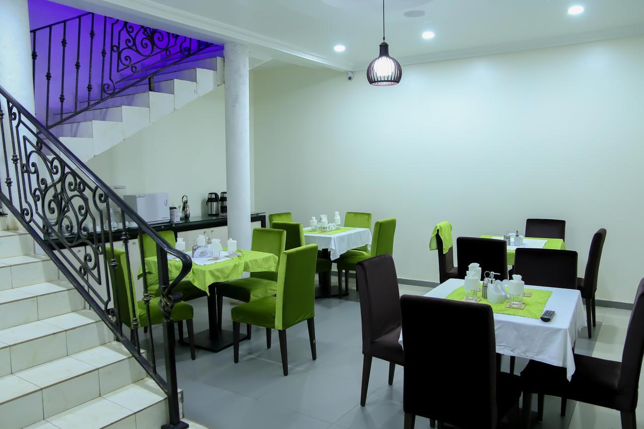 Albertville Luxury Rooms Ilesa Buitenkant foto