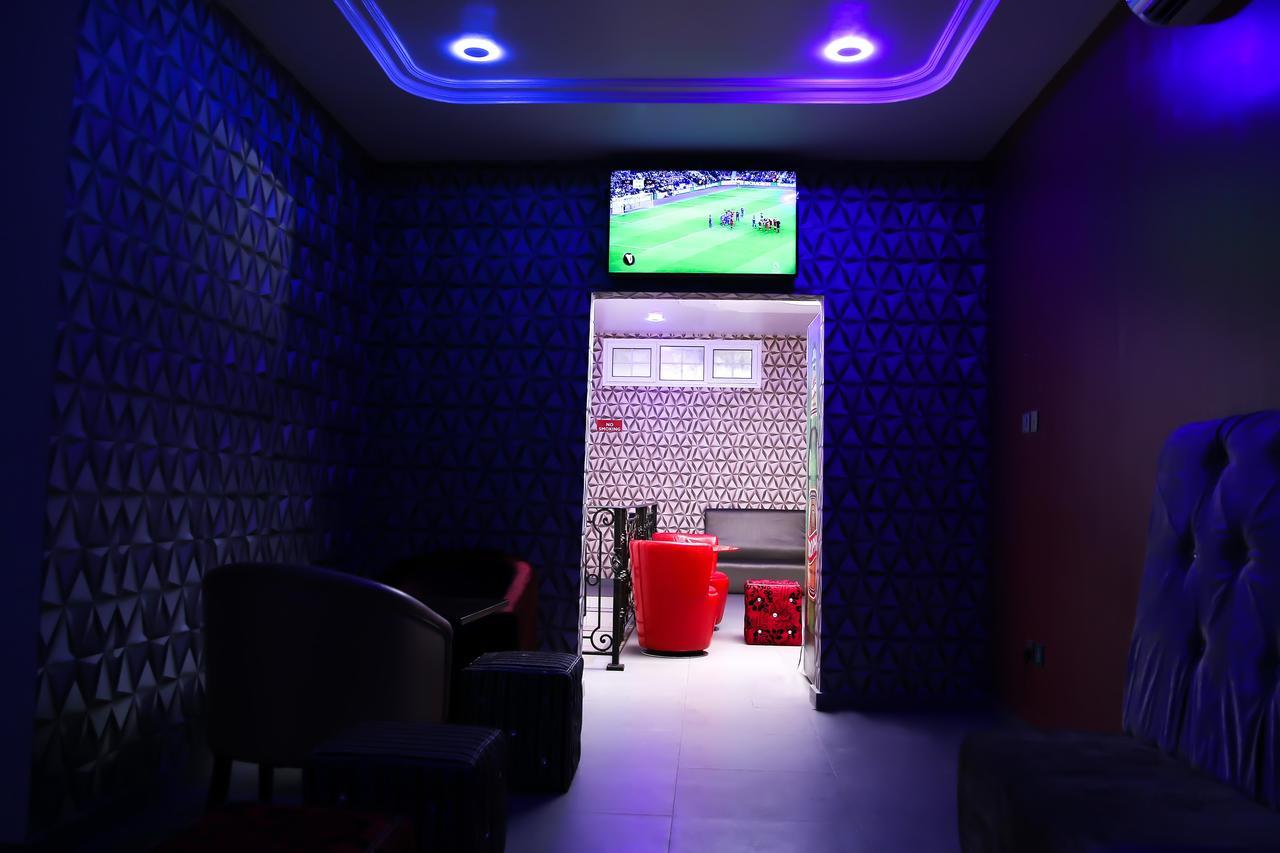 Albertville Luxury Rooms Ilesa Buitenkant foto
